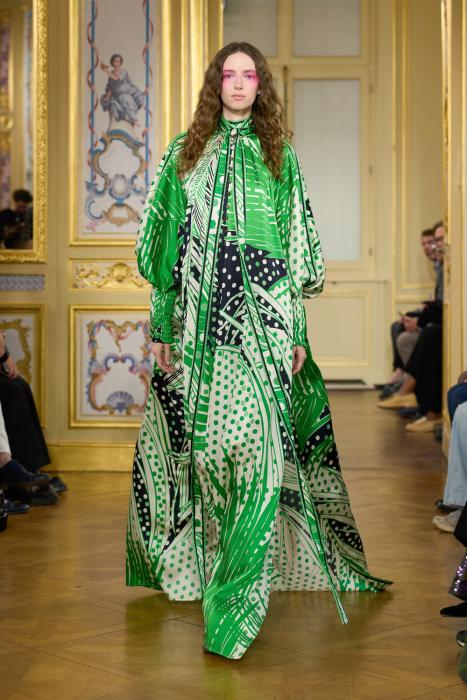 LEONARD - 〈✨新品未使用✨〉LEONARD FASHION PARIS LEONARD PARIS - Womenswear Spring/Summer 2026 | FHCM
